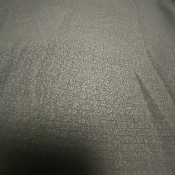 Black long sleeve poofy shoulder gauze like fabric shirt - Picture 4 of 6